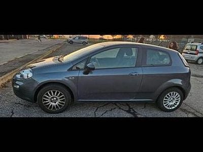 Usata Fiat Punto Street 69 CV (50 kW) 2014 Utilitaria