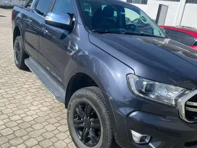 Usata Ford Ranger Limited 170 CV (125 kW) 2021 Grigio Pick-up