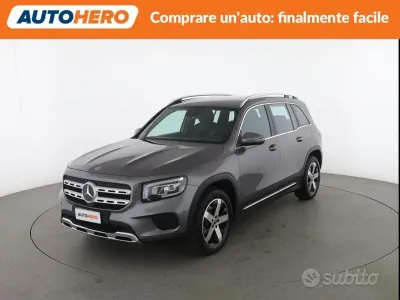 Usata Mercedes GLB180 116 CV (85 kW) 2022 Grigio SUV