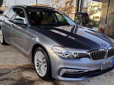 Usata BMW 520 Luxury Line 190 CV (139 kW) 2017 Grigio Station wagon