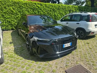 Usata Audi RS6 600 CV (441 kW) 2023 Nero Station wagon