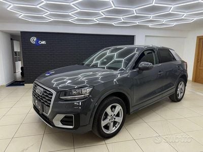 Usata Audi Q2 Admired 116 CV (85 kW) 2019 Grigio SUV