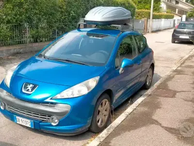 Usata Peugeot 207 109 CV (80 kW) 2006 Bluazzurro Berlina