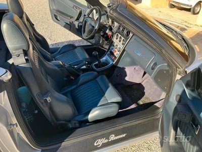 Usata Alfa Romeo Spider 155 CV (114 kW) 2000 Grigio Cabrio