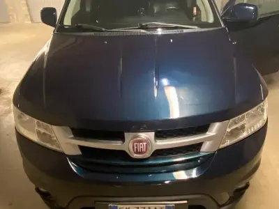Usata Fiat Freemont 170 CV (125 kW) 2014 Blu SUV