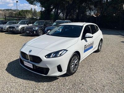 Usata BMW 118 149 CV (109 kW) 2024 Alpinweiss iii pastello Utilitaria