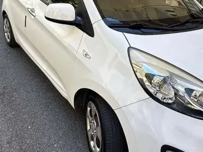 Usata Kia Picanto 69 CV (50 kW) 2015 Bianco Utilitaria