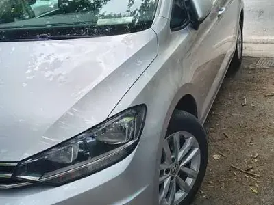 Usata VW Touran Business 116 CV (85 kW) 2018 Argento Monovolume