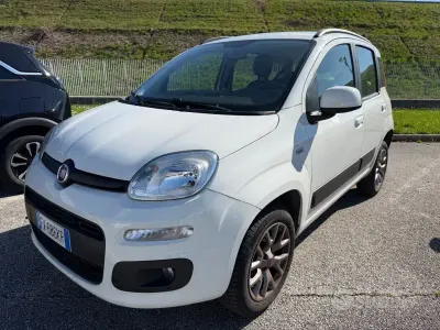 Usata Fiat Panda Lounge 84 CV (61 kW) 2019 Bianco Utilitaria