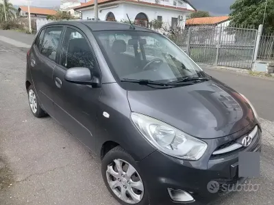 Usata Hyundai i10 2013 Grigio Utilitaria
