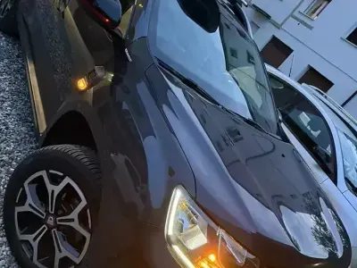 Usata Dacia Duster 114 CV (83 kW) 2019 Grigio SUV
