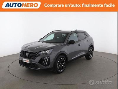 Usata Peugeot 2008 Allure 101 CV (74 kW) 2024 Grigio SUV