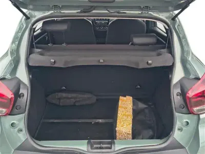 Usata Dacia Spring Expression 33 kW (45 CV) 2023 Verde scuro Utilitaria