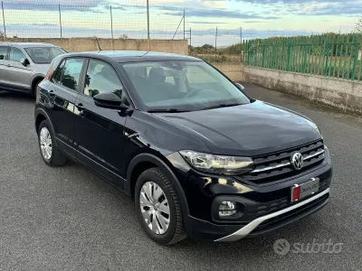 Usata VW T-Cross Style 95 CV (69 kW) 2020 Nero SUV