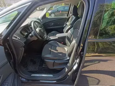 Usata Renault Scénic IV 120 CV (88 kW) 2017 Nero Monovolume
