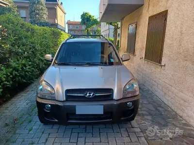 Occasion Hyundai Tucson 140 ch (102 kW) 2006 Gris SUV