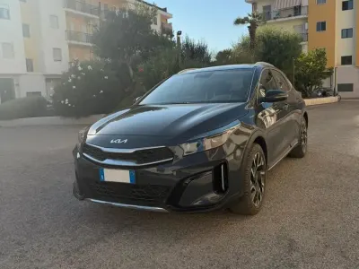 Usata Kia XCeed 135 CV (99 kW) 2023 Grigio SUV
