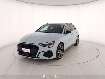 Usata Audi A3 Comfort 200 CV (147 kW) 2024 Bianco metallizzato Berlina