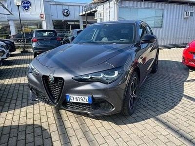 Usata Alfa Romeo Stelvio Veloce 209 CV (153 kW) 2025 Grigio vesuvio SUV