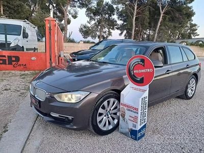 Begagnad BMW 318 Luxury Line 143 HK (105 kW) 2013 Brun Kombi