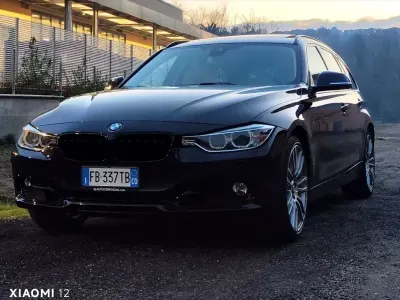 Usata BMW 330 Sport Line 258 CV (189 kW) 2015 Blu Station wagon