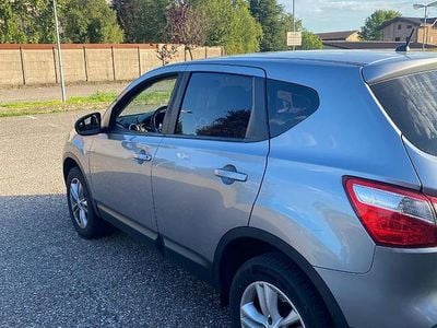 Używany Nissan Qashqai 106 KM (77 kW) 2012 Szary SUV