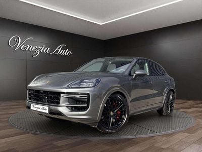Usata Porsche Cayenne GTS 500 CV (367 kW) 2024 Grigio SUV