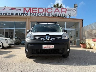 Usata Renault Kangoo 90 CV (66 kW) 2017 Bianco Monovolume