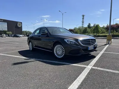 Usata Mercedes C220 Executive 170 CV (125 kW) 2014 Marrone Berlina