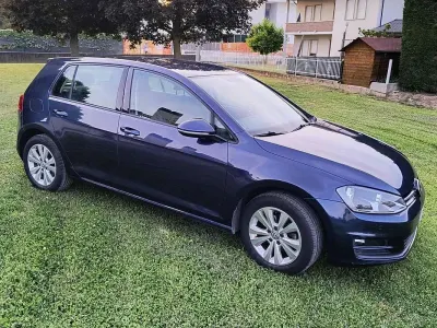 Usata VW Golf VII Comfortline 105 CV (77 kW) 2015 Blu/azzurro Berlina