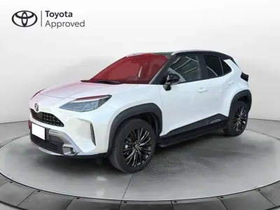 Usata Toyota Yaris Cross 116 CV (85 kW) 2022 Bianco SUV