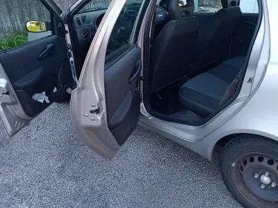 Usata Fiat Punto 60 CV (44 kW) 2007 Grigio Utilitaria