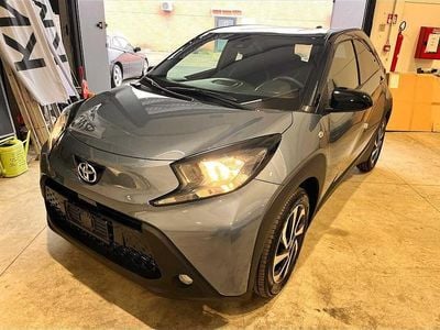 Nuova Toyota Aygo Active 72 CV (52 kW) 2025