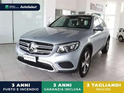 Usata Mercedes GLC220 Business 170 CV (125 kW) 2018 Grigio / gray SUV