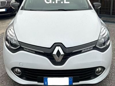Usata Renault Clio IV 75 CV (55 kW) 2015 Bianco Berlina