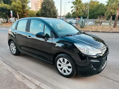 Usata Citroën C3 SELECTION 75 CV (55 kW) 2015 Nero Berlina
