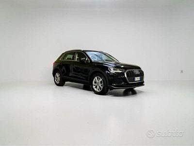 Käytetty Audi Q3 150 HP (110 kW) 2020 Musta Katumaasturi