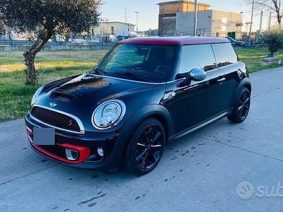 Usata Mini Cooper S 184 CV (135 kW) 2011 Nero Utilitaria