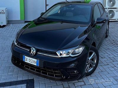 Usata VW Polo R-line 95 CV (69 kW) 2022 Nero Utilitaria
