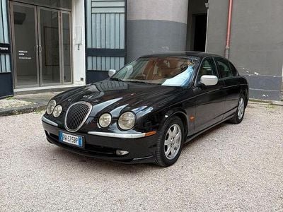 Usata Jaguar S-Type S 238 CV (175 kW) 1999 Nero Berlina