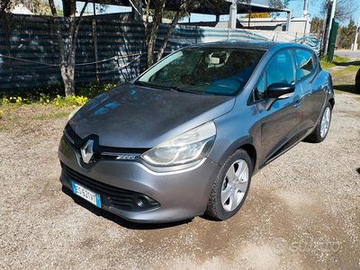 Usata Renault Clio IV 75 CV (55 kW) 2013 Grigio Berlina