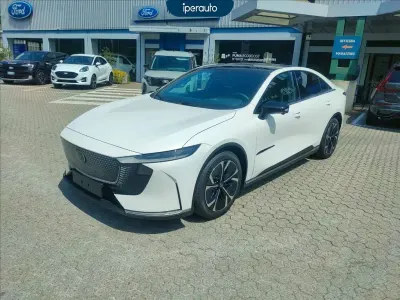 Nuova Mazda 6e Takumi-Line 60 kW (82 CV) 2026 Bianco Berlina