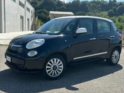 Usado Fiat 500L Lounge 85 CV (62 kW) 2016 Negro Monovolumen