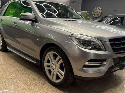 Usata Mercedes ML350 258 CV (189 kW) 2012 Grigio SUV