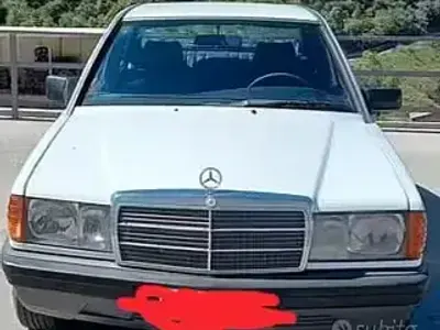 Usata Mercedes 190 1987 Bianco Berlina