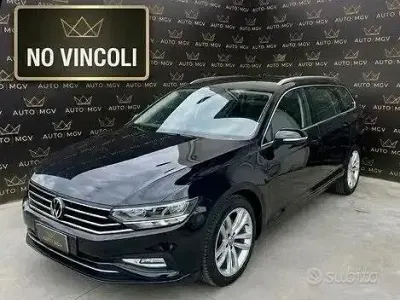Usata VW Passat Business 150 CV (110 kW) 2023 Nero Station wagon