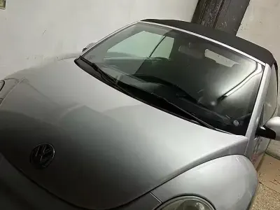 Usata VW New Beetle 105 CV (77 kW) 2009 Utilitaria