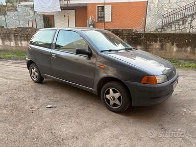 Usata Fiat Punto 1994 Grigio Berlina