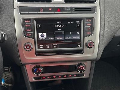 Usata VW Polo Cross 90 CV (66 kW) 2015 Grigio Utilitaria