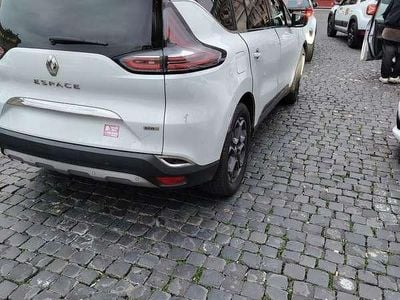 Käytetty Renault Espace Zen 131 HP (96 kW) 2017 Tila-auto